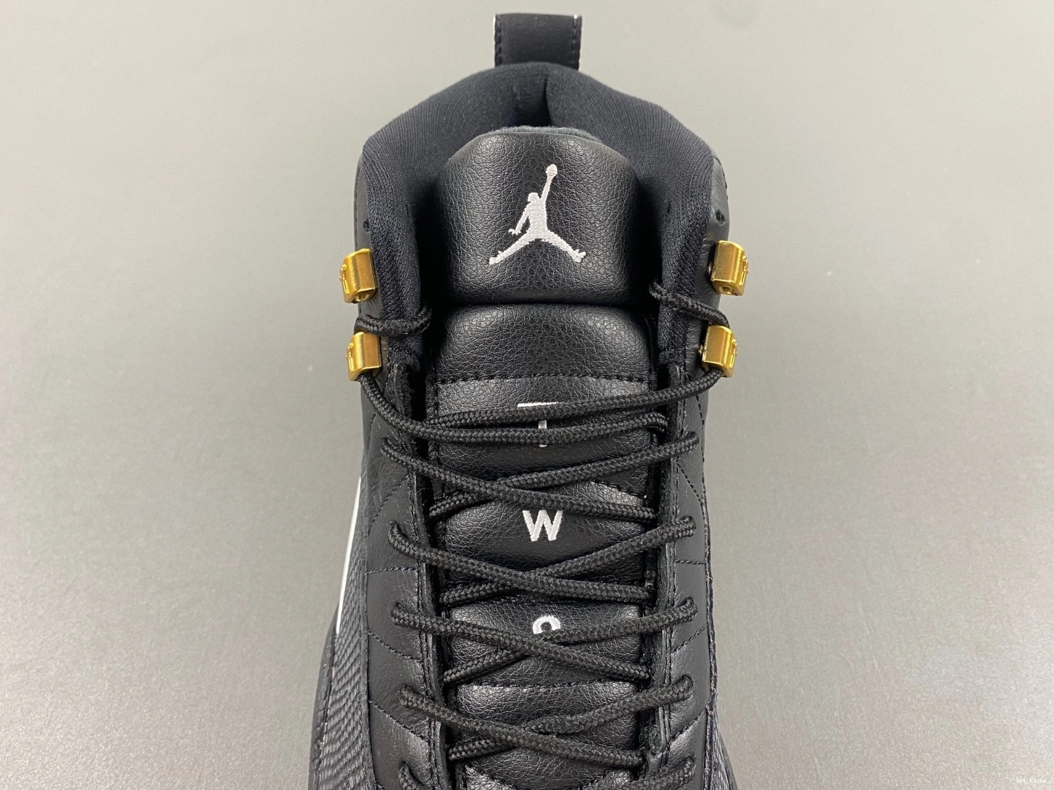 'The Jordan Master' 12 Retro 130690‑013 Air 1004